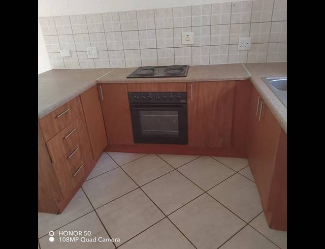 2 BEDROOM PROPERTY TO RENT IN WATERVAL